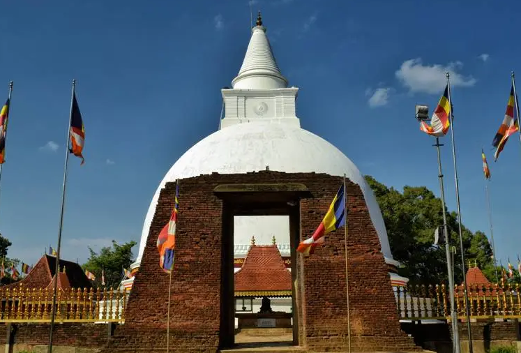 Trip to Seruwila Mangala Raja Maha Vihara